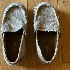 Children’s place slip on deck shoes
